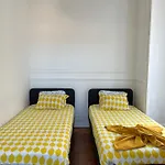 Garden Campo De Ourique Guest House - Hostel
