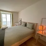 Rooms In Cozy Shared Accommodation In The Center Of Lisbon