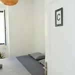 Central Lisbon Rooms In Palmira Shared Apartment For Surf Lovers