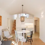 Almaria - Officina Real Apartments | Chiado
