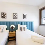 Liberdade Superb Apt With Ac Elevator Garage
