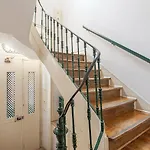 Palma 1 Bed Room Apartment Located Central Lisbon