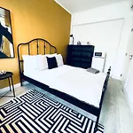 Luxury Central Lisbon Rooms, Ideal For Tourists