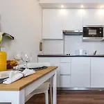 Studio Gale Terceiro