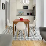 Vintage Flat With Garden | Principe Real | Lisbon