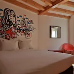 House Petit Lusa