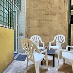 Arroios Market Apartment