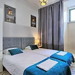 Arroios Market Apartment