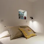 Lxroller Alcantara Suite Riverside