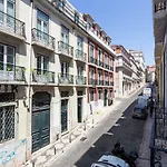 Sweet Inn - Luxury Chiado