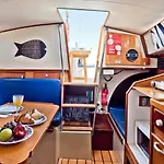 Bmyguest-Evamia River Boat
