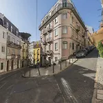 Lovelystay - Peaceful Living - Heart Of The City