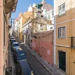 Lovelystay - Peaceful Living - Heart Of The City