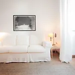 Traditional Studio In Alfama