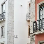 Canaan Lifestyle Apartments Lisbon Combro 77 By Get Your Stay
