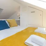 Alfama Loft Studio Loft Apartment W/ River View - By Lu Holidays