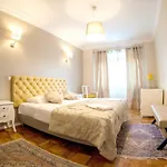 Luna Apartment