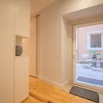 Elegant And Cozy Apartment