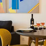 Joivy Modern 1-Bed Apt Nearby Praca Do Comercio, In Baixa