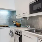 Three Bedroom Apartment In Historical Centre -Bairro Alto