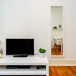 Whome Hideaway Family Apartment #1E