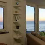 Avencas Beach House - Ocean View