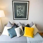 Lisbon Downtown Apartment Free Parking
