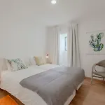 Bright & Spacious With Orange Tree Patio, By Timecooler