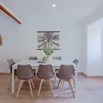 Bright & Spacious With Orange Tree Patio, By Timecooler