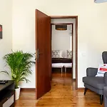 Joivy Downtown City Apartments