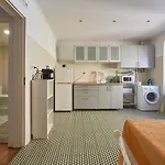 Aesthetic Riverview Apartment In Historical Lisbon