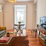 Spacious Apartment In The Perfect Lisbon Location, By Timecooler