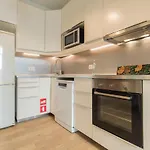 Lovelystay - Peaceful Central Apartment I