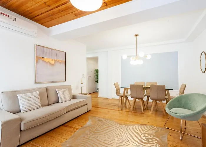 Flh Sao Bento Apartment With Balcony