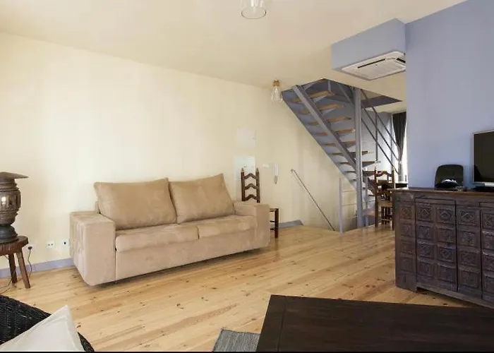 Flat Da Bica Chiado 3