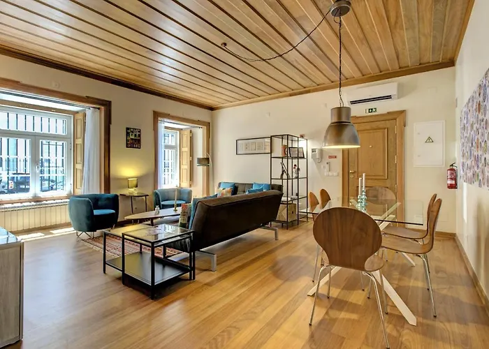 Localtraveling Cathedral & Castle - Family Apartments