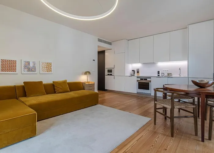 Stunning Apartment In Heart Of Lisbon By Lovelystay