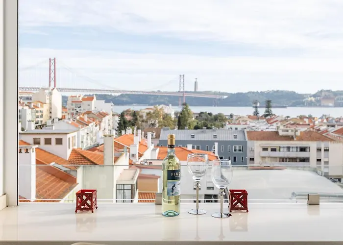 Tejo River View Apartment Nearby Belem