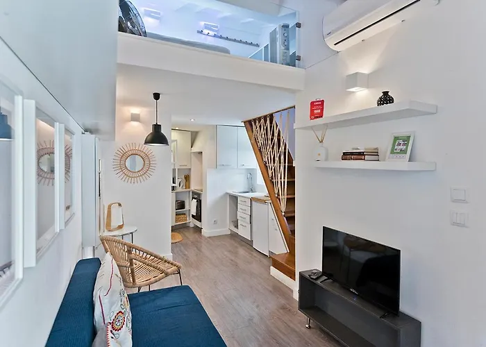Bmyguest - Fado Mezzanine Apartment