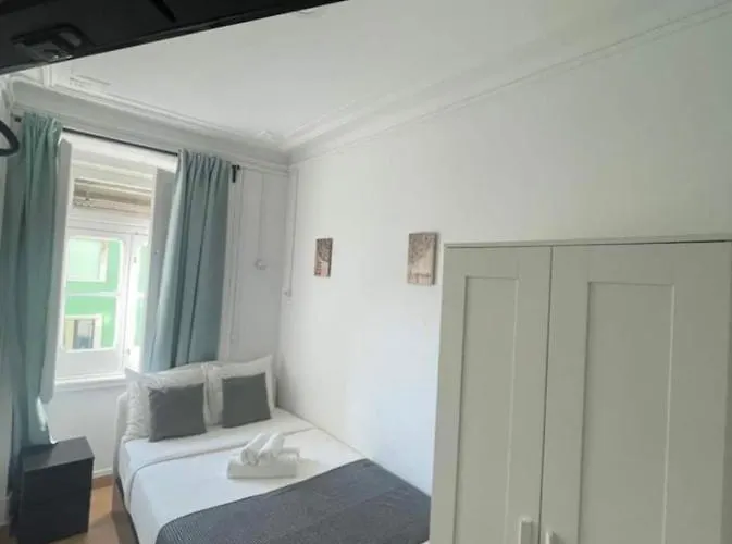 Apartamento Bernardim Ribeiro 3 Andar
