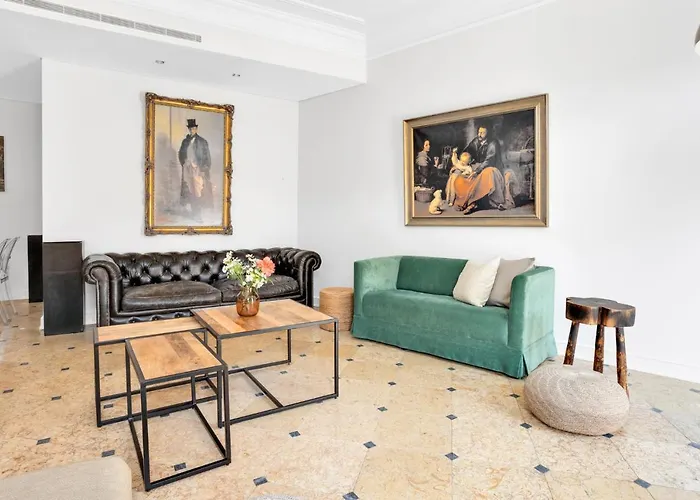 Lovely Private Suites In Central Lapa