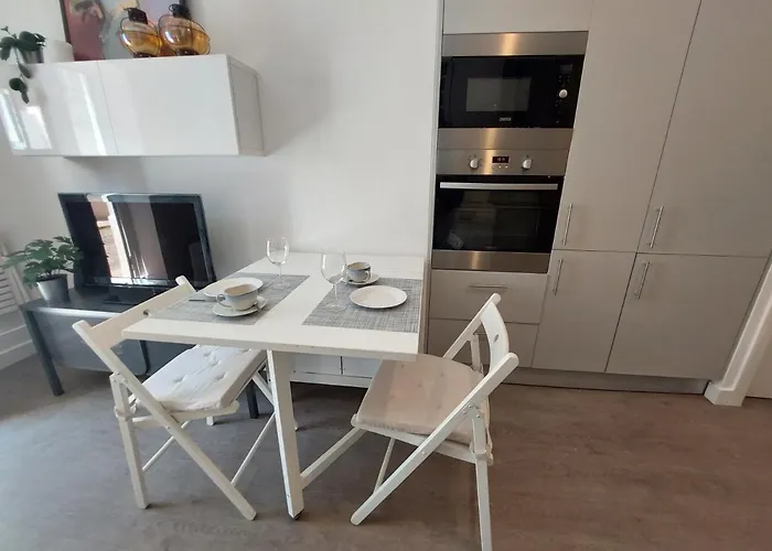 Cosy, Stylish, Central