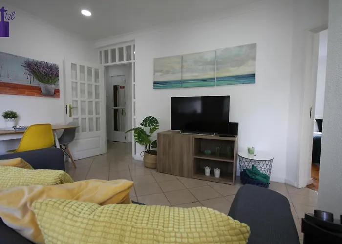 Lisbon South Apartment