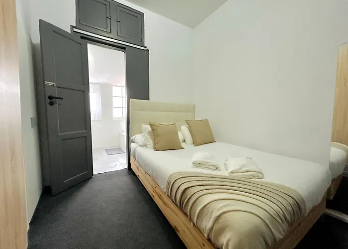Low Cost Arroios Rooms