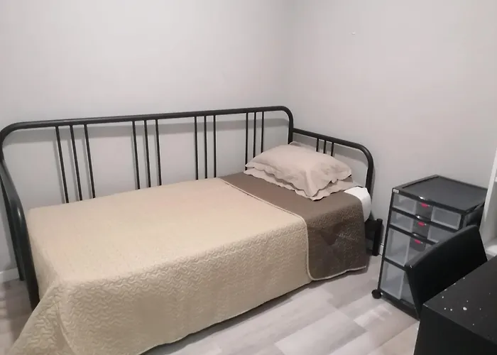 Hostel Seven Hills (Adults Only)