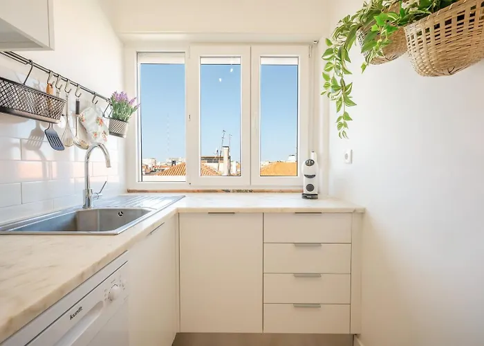 Guestready - A Charming Stay Near Alvalade