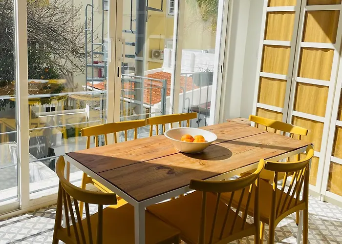 Cec Charm At Coolest Area To Stay: Pr. Real / Br. Alto