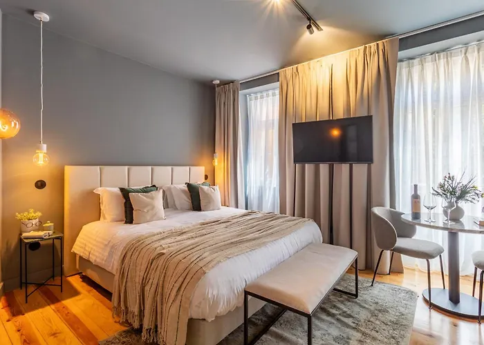 Gralhas Suites
