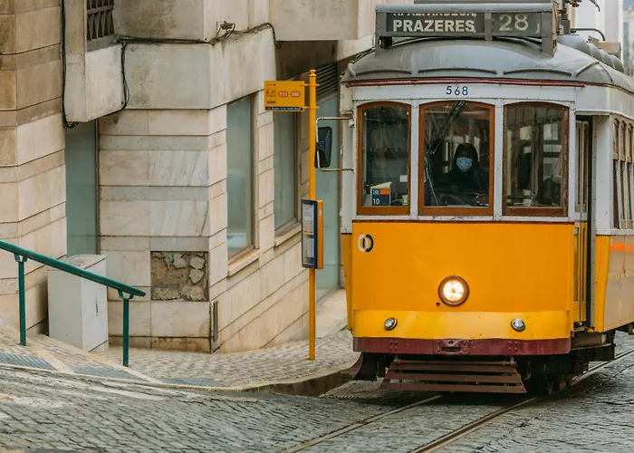 Lisbon Dreams Estrela Suites