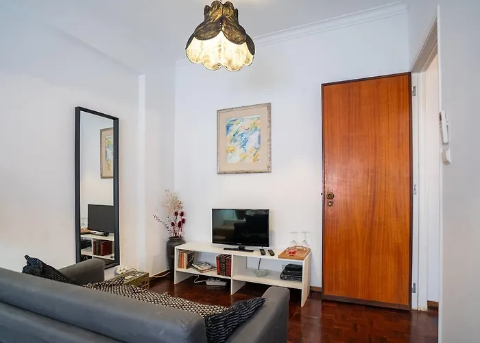 1Br1 In Moscavide, Metro Close